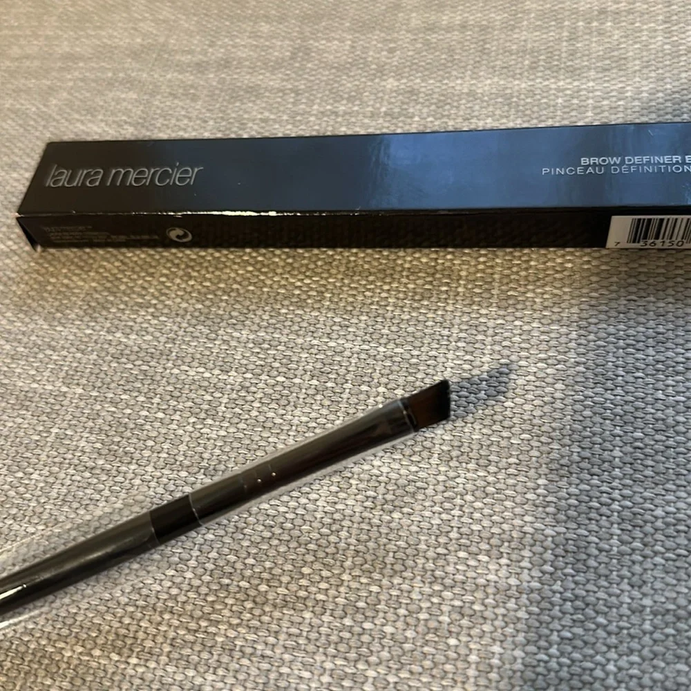 Laura Mercier Brow Definer Brush NIB